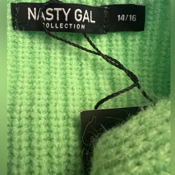 🆕️Nasty Gal Sweater - Picture 2 of 11